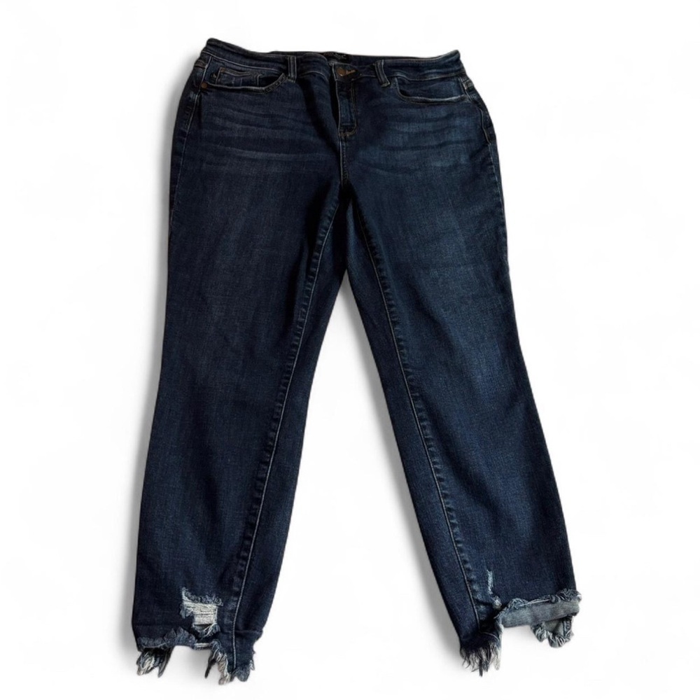 Judy Blue Size 15/32 Slim Fit Jeans Distressed Dark Wash High Rise - Picture 2 of 6